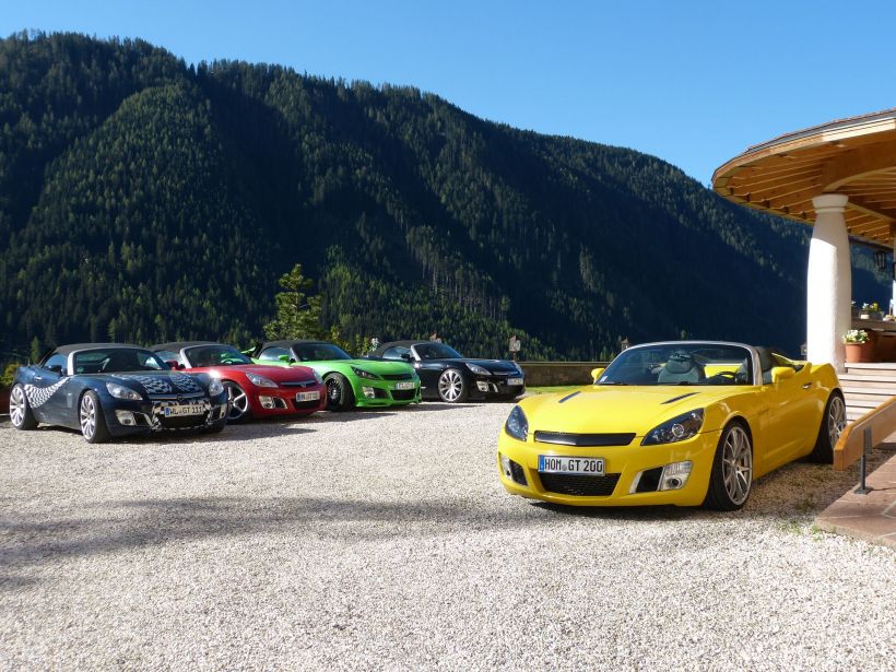 Opel GTs  in The Dolomites